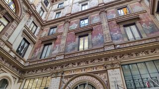 ガレリア・シャッラ