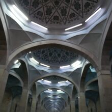 アリッシャーナボイ駅