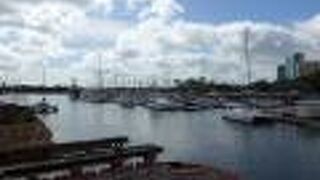 アラワイ ヨット ハーバー