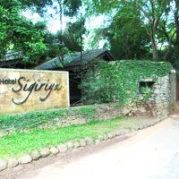 ゲートには門番がいます