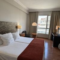 反対側のお部屋からはアルハンブラ宮殿が見えます