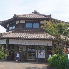 温故創生館の向かい側にあるスイーツ喫茶