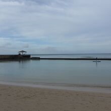 クイーンズサーフビーチ