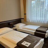 設備は日本の東横インと同じです。移動に便利な立地で朝食が充実