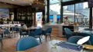 ワン ファラー ホテル