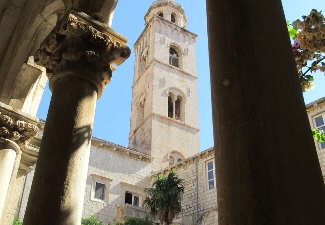 ドミニコ会修道院