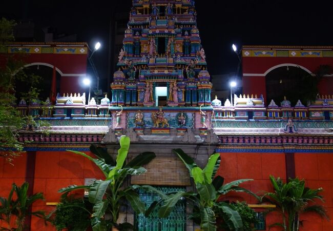 スリ マリアマン ヒンドゥー寺院