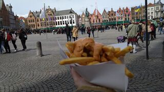 まさに観光の中心！