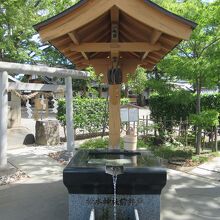 松本神社前井戸