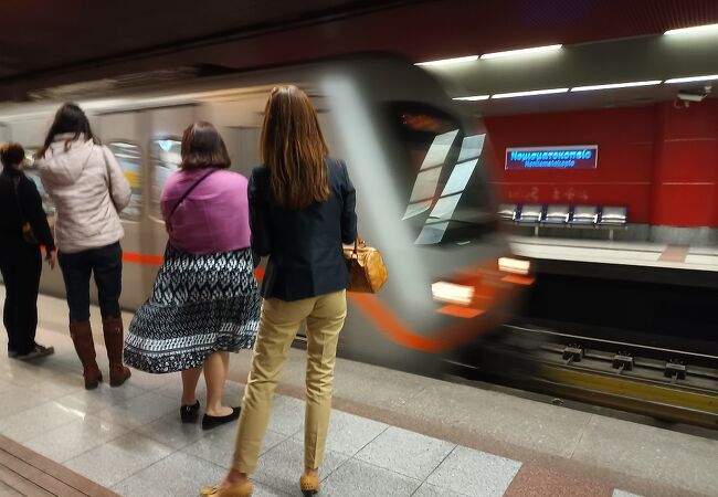 シンタグマ駅 (地下鉄)