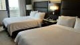 ホリデイ イン バンクーバー センター ブロードウェイ バイ IHG