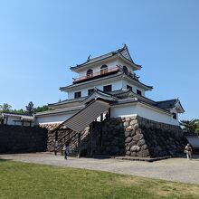 Don't expect too much to explore the historical value, but it's a perfect spot for a stroll
