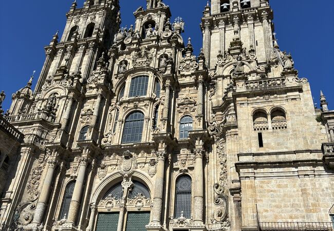 聖地巡礼ジャージ　サンティアゴ・デ・コンポステーラ シンボルはホタテ貝 巡礼の聖地、スペインのサンティアゴ・デ