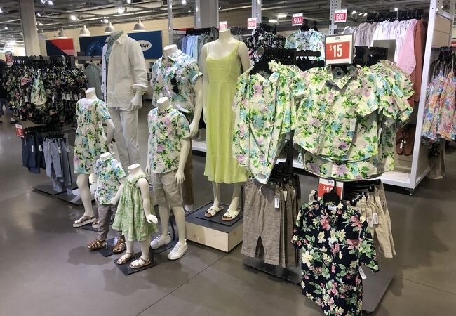 オールド ネイビー (アラモアナ センター店)