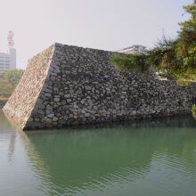 天守台にいつかは天守を復元して欲しい