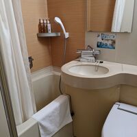 部屋のユニットバスです。