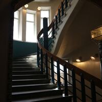 フロントの階段が素敵