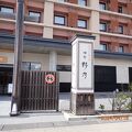 境港駅前の大きなドーミーインチェーンホテル