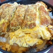 軽食の店 ルビー 泊店