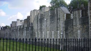 英国王室の宝石を