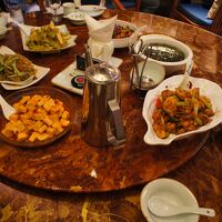 夕食は1階の中華レストランでとりました。