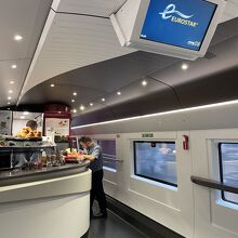 食堂車もあります