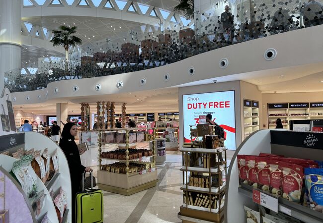 キング ハーリド国際空港 (RUH)