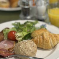 パンは7～8種類あります。美味しいです。