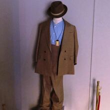 はじまりの部屋には、寅さんの衣装も展示してありました。