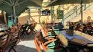 お昼に軽くカフェ代わりに寄りました