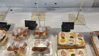 海辺のパン屋 ヤナシ