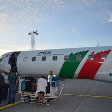 ポルト国際空港 (フランシスコ サ カルネイロ空港) (OPO)