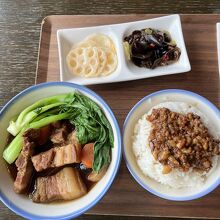 ルーローハンセット