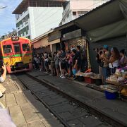 電車以外で来る人の方が多そうな路線