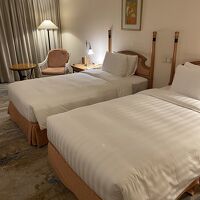 ベッド、やや細めです