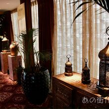 レストランもアラビアンチックで、落ち着いた空間