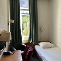 天井が高い客室