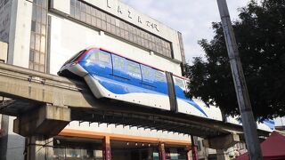 鉄道系交通手段では最古参？