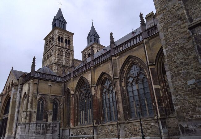 聖セルファース教会