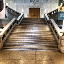 【東京国立博物館】《本館》大階段