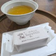 有無を言わせず試食コーナー