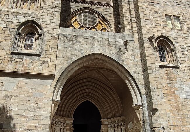 エヴォラ大聖堂 (カテドラル)