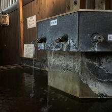 炭酸泉がシュワシュワしてお腹に良い感じでした。