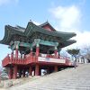 洞窟に鎮座されている石仏が素晴らしい