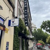 場所はすぐに分かります。