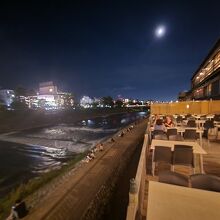 東華菜館 本店