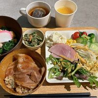 朝食バイキング