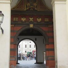 スイス宮殿側から