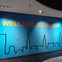 チューリッヒ国際空港 (ZRH)