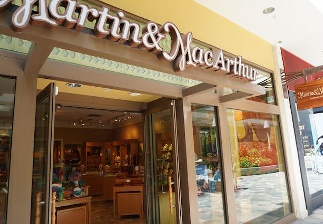 マーティン&マッカーサー (アラモアナ センター店)